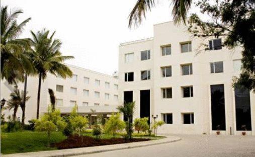 Evoma Hotel Bangalore Bagian luar foto