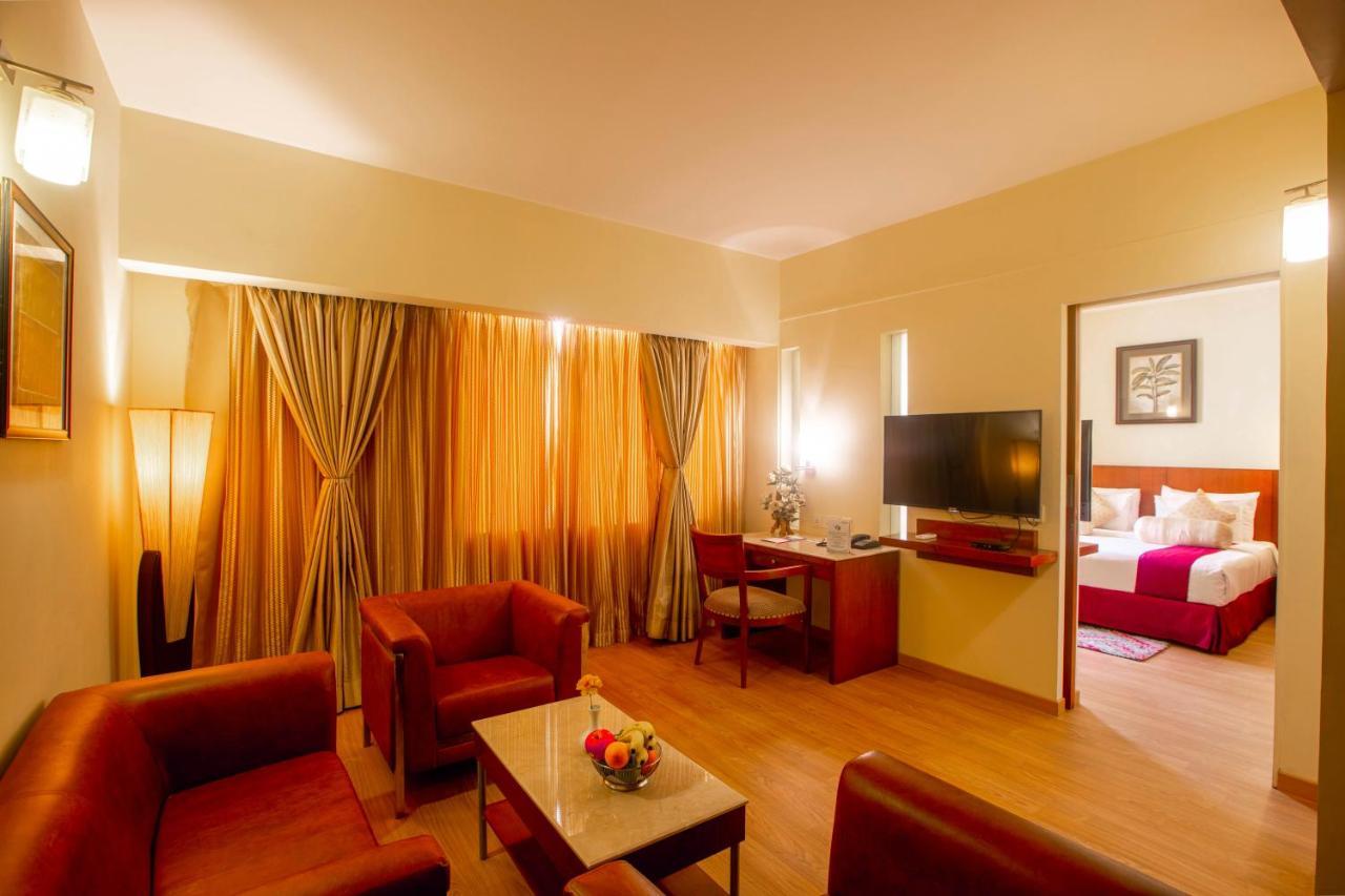 Evoma Hotel Bangalore Bagian luar foto
