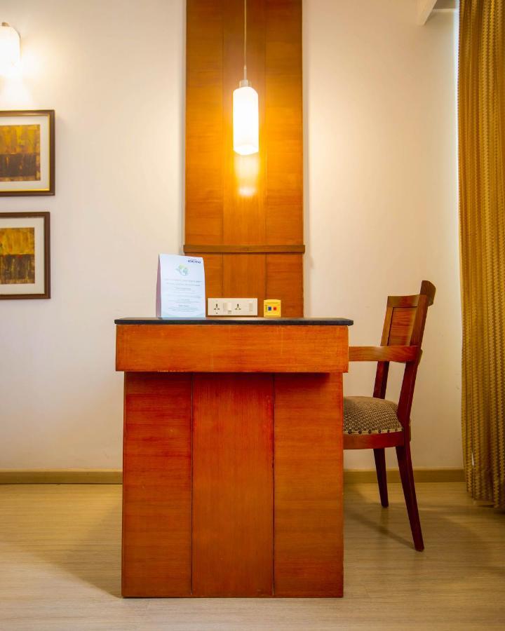 Evoma Hotel Bangalore Bagian luar foto