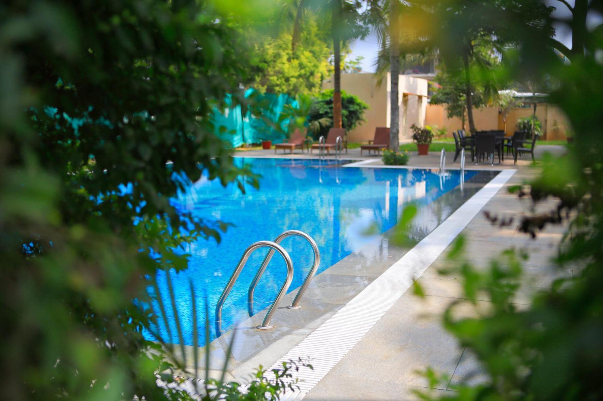 Evoma Hotel Bangalore Bagian luar foto