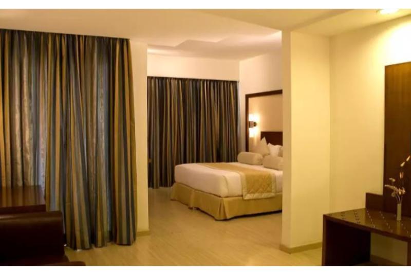 Evoma Hotel Bangalore Bagian luar foto