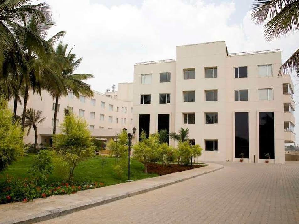 Evoma Hotel Bangalore Bagian luar foto